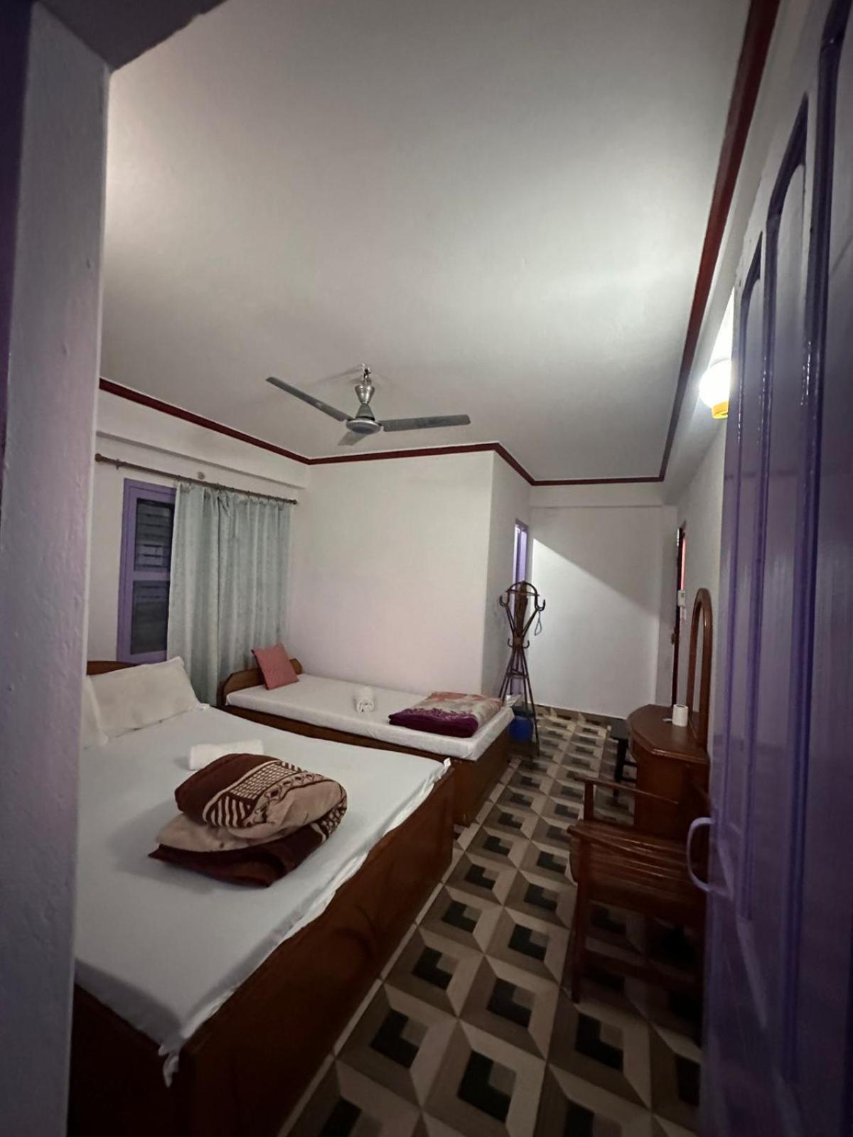 Hotel Harmony Покхара Экстерьер фото